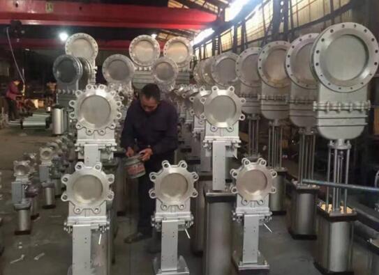 PZ643、PZ673氣動法蘭式刀閘閥